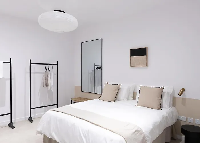 Modern Seafront 2bd With Terrace & Sea View - Xemxija アパート *